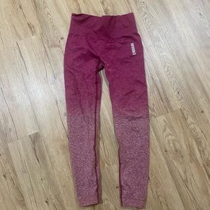 Gymshark leggings size small ***bleach stained**